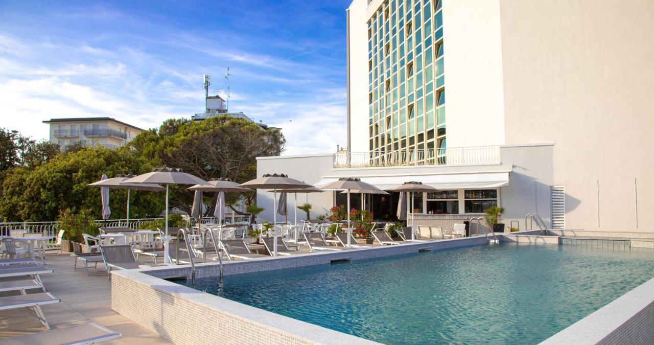 Hotel Nember Lido di Jesolo Dış mekan fotoğraf